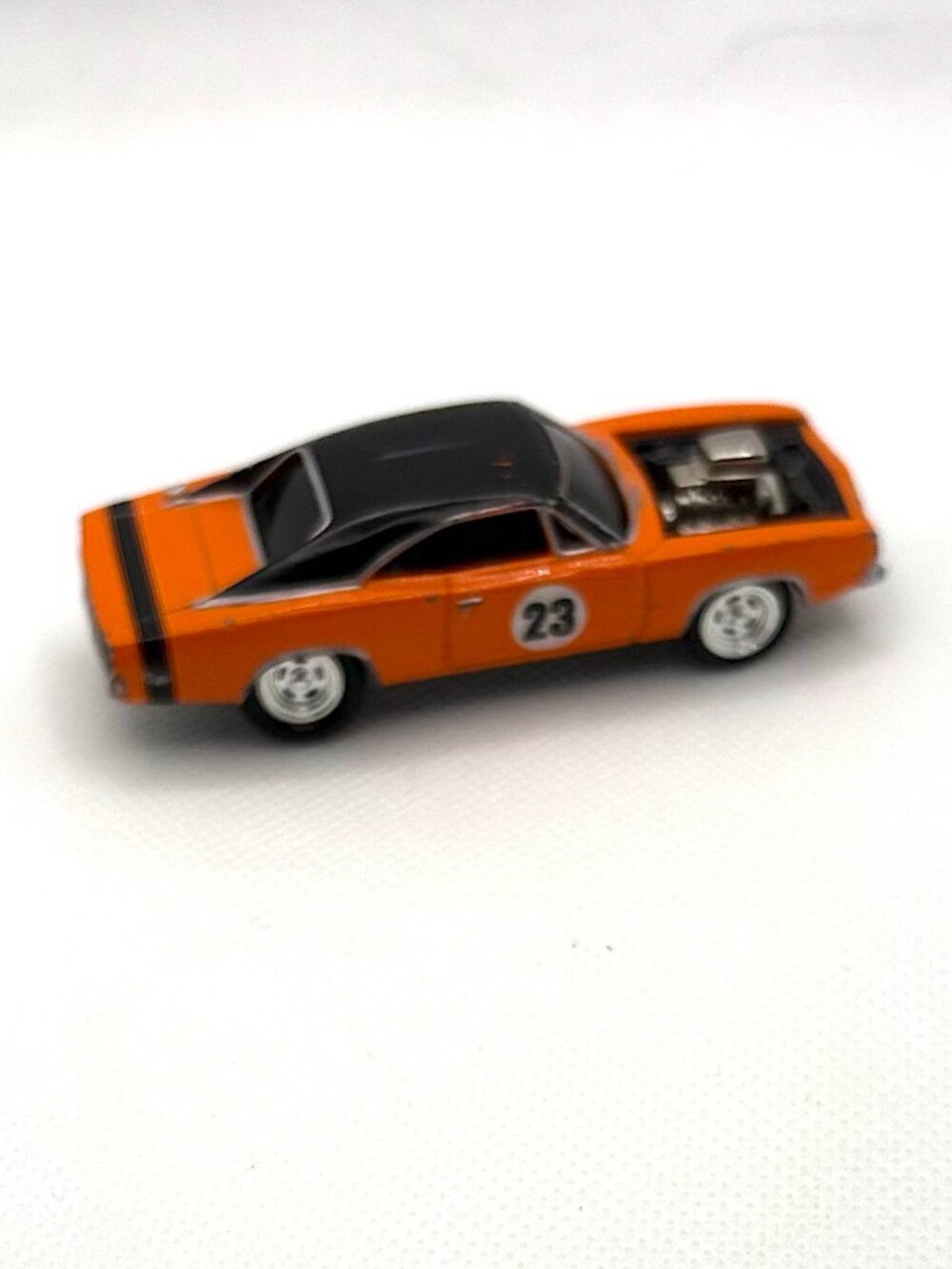 69 DODGE CHARGER R/T 1/64